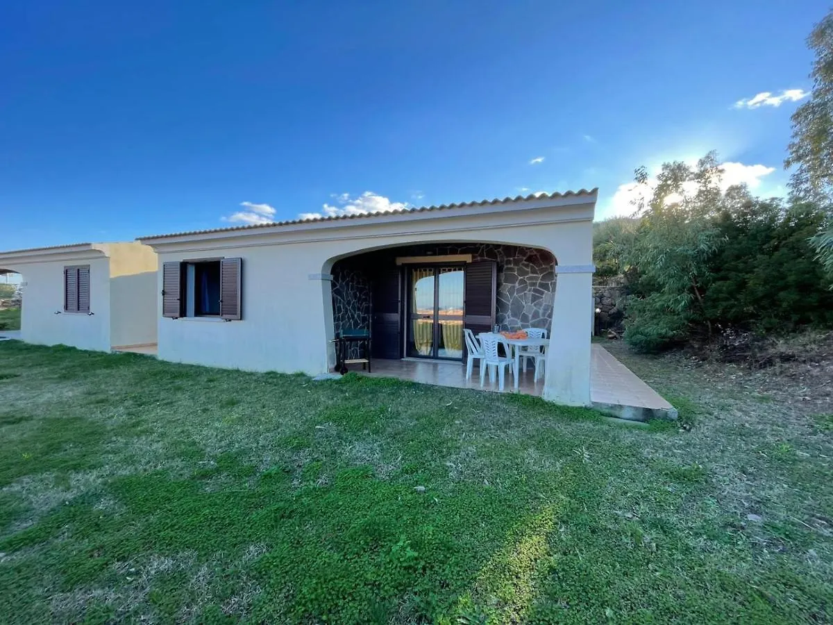 Holiday home Case Vacanze Sole E Luna Budoni
